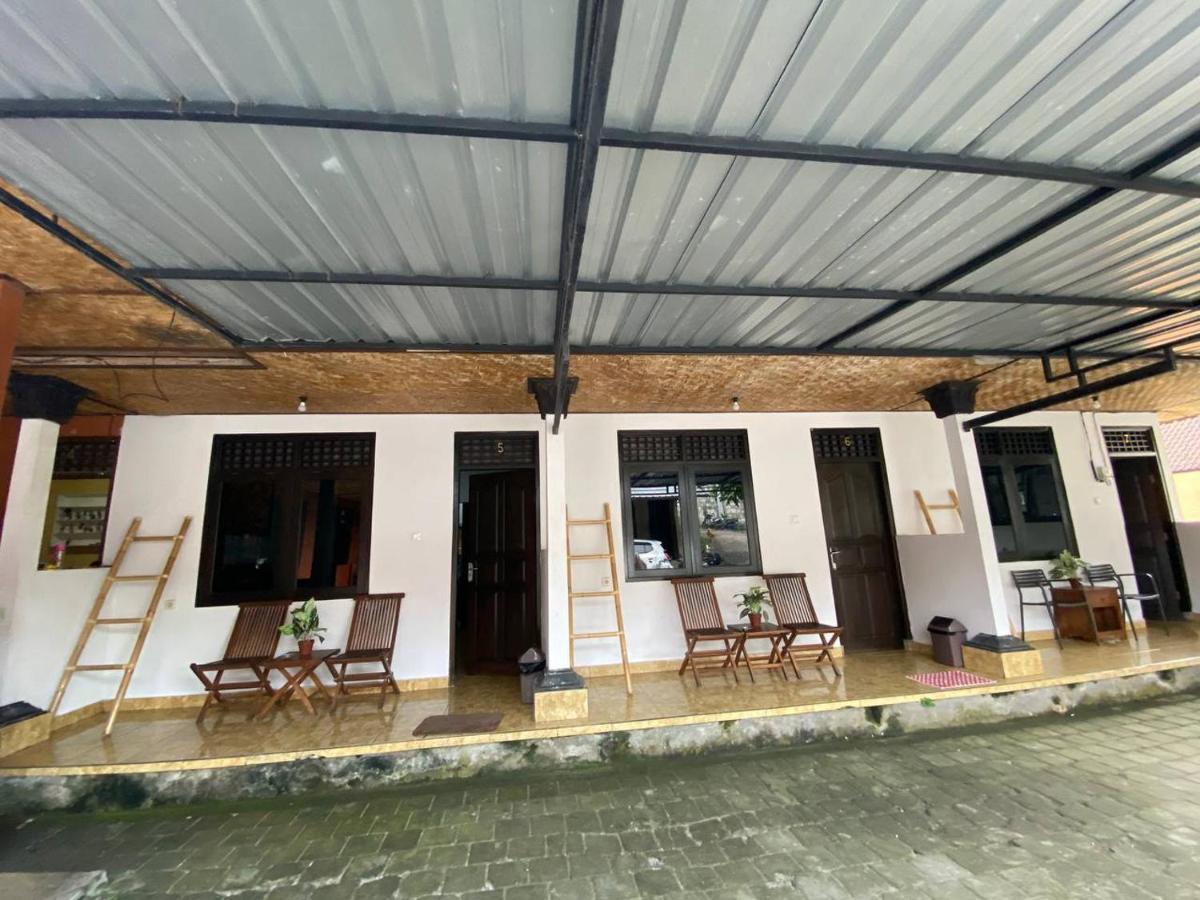 Padang-Padang Sari Homestay Uluwatu Exteriör bild