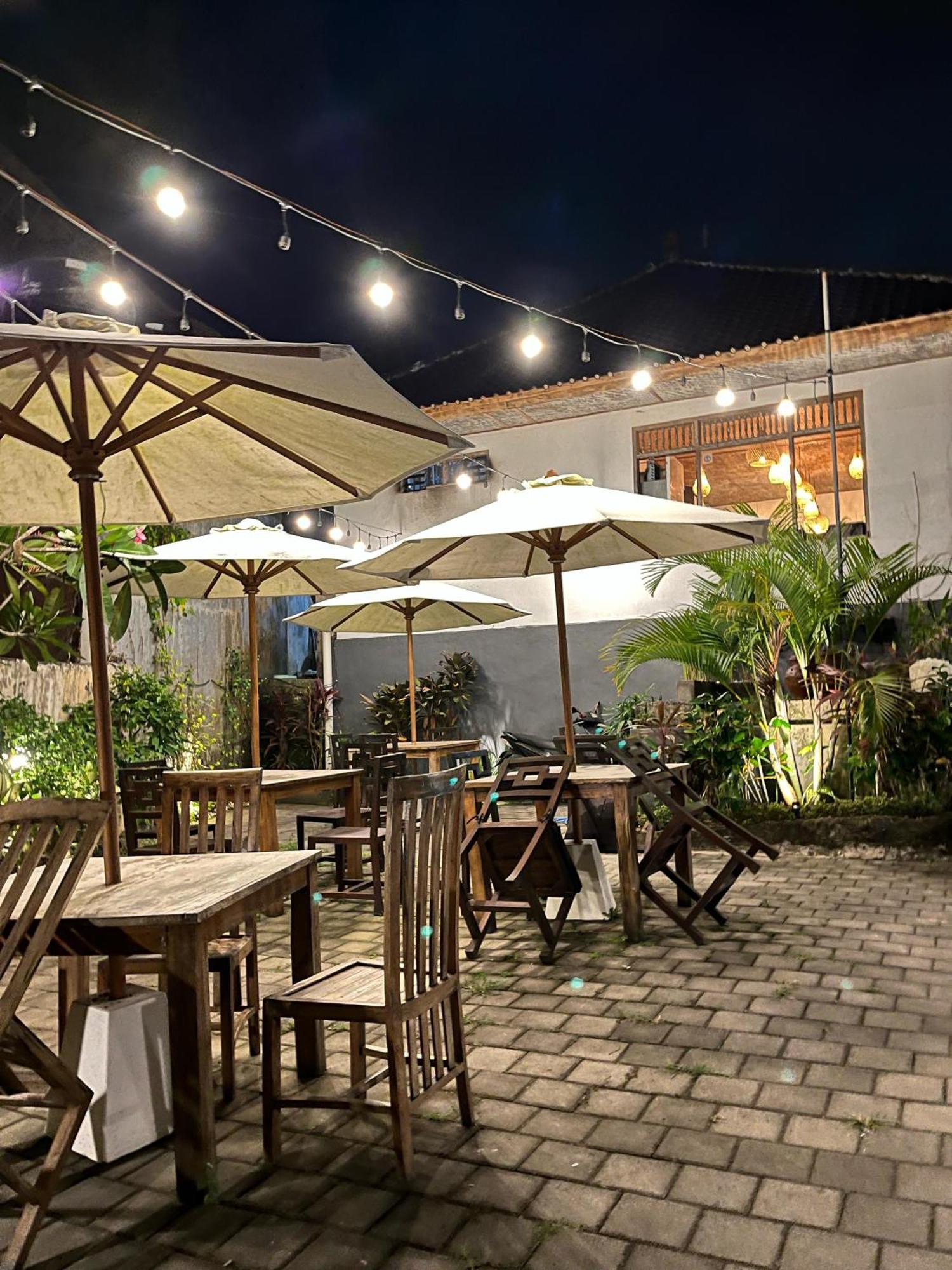 Padang-Padang Sari Homestay Uluwatu Exteriör bild