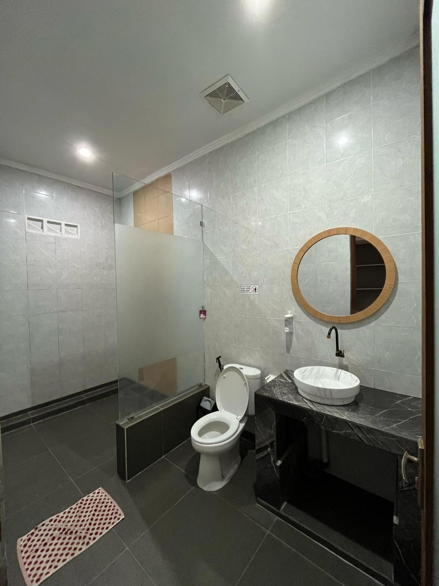 Padang-Padang Sari Homestay Uluwatu Rum bild
